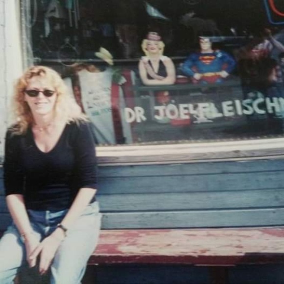 Meet your Posher, Oleta - Picture 4 of 8